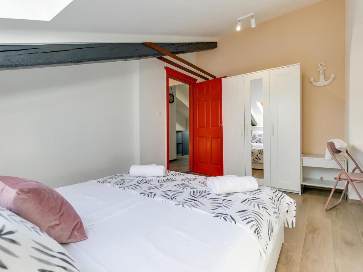 Fantattic Apartment City Center 포레치 외부 사진
